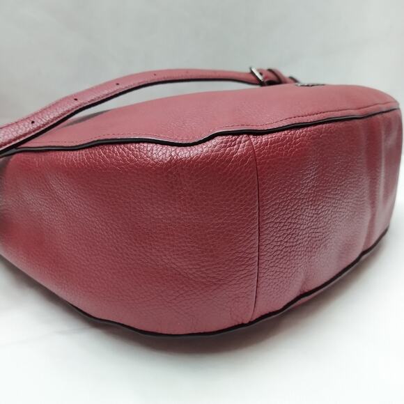 Coach Chelsea Red Leather Zipper Crossbody Shoulder Bag - Picture 15 of 16